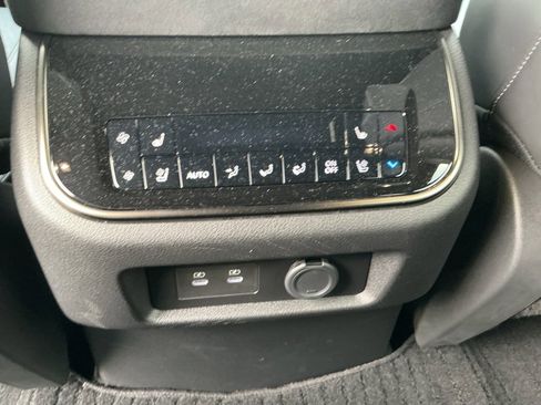 Certified 2026 INFINITI QX80 4WD image 27