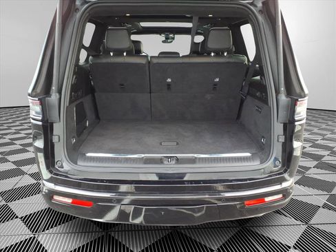 Used 2024 Jeep Grand Wagoneer Series II w/ Quick Order Packagew 28T image 12