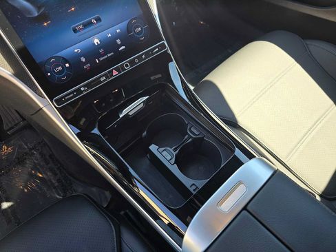 Used 2026 Mercedes-Benz C 300 Sedan image 31