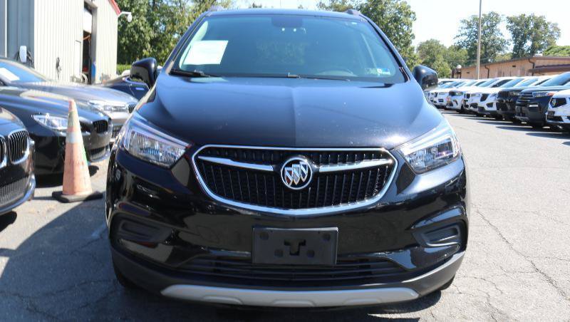 Used 2021 Buick Encore Preferred AWD/4WD image 2