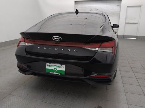 Used 2022 Hyundai Elantra SEL w/ Convenience Package FWD image 7