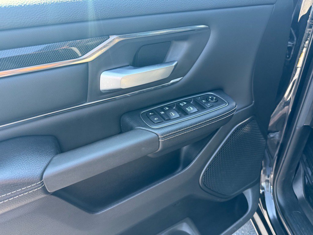 Used 2019 RAM 1500 Sport w/ Level 2 Equipment Group AWD/4WD image 17