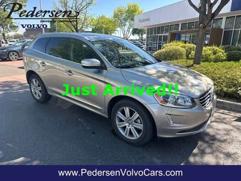 Used 2016 Volvo XC60 T6 w/ Protection Package AWD/4WD image 1