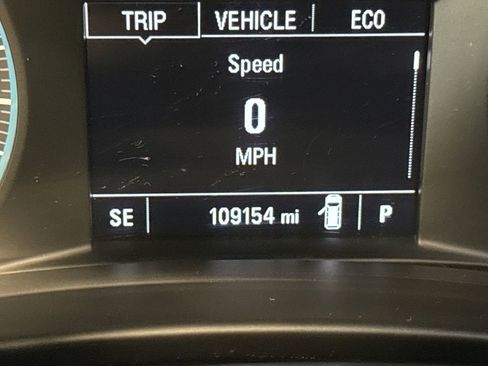 Used 2018 Chevrolet Equinox LT AWD/4WD image 7