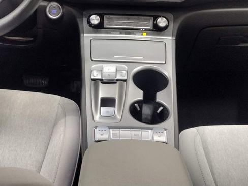 Certified 2023 Hyundai Kona SE image 35