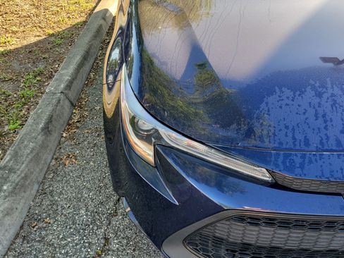 Used 2021 Toyota Corolla LE image 5