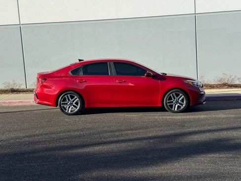 Used 2019 Kia Forte S image 5