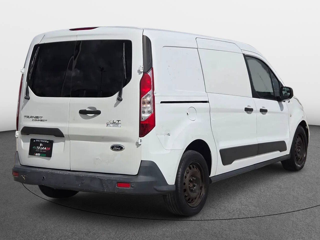 Used 2015 Ford Transit Connect XLT FWD image 4