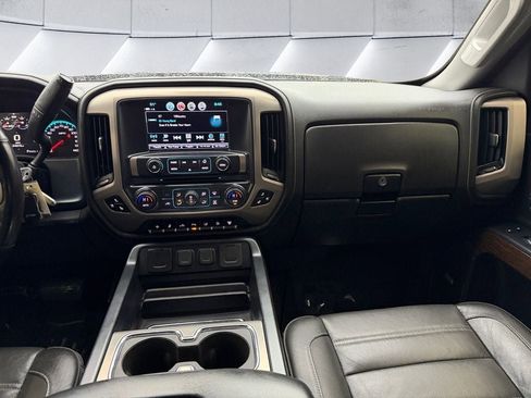 Used 2018 GMC Sierra 3500 Denali w/ Duramax Plus Package AWD/4WD image 12