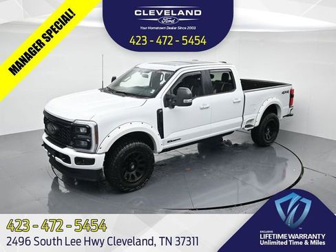New 2025 Ford F250 XLT w/ Black Appearance Package AWD/4WD image 39
