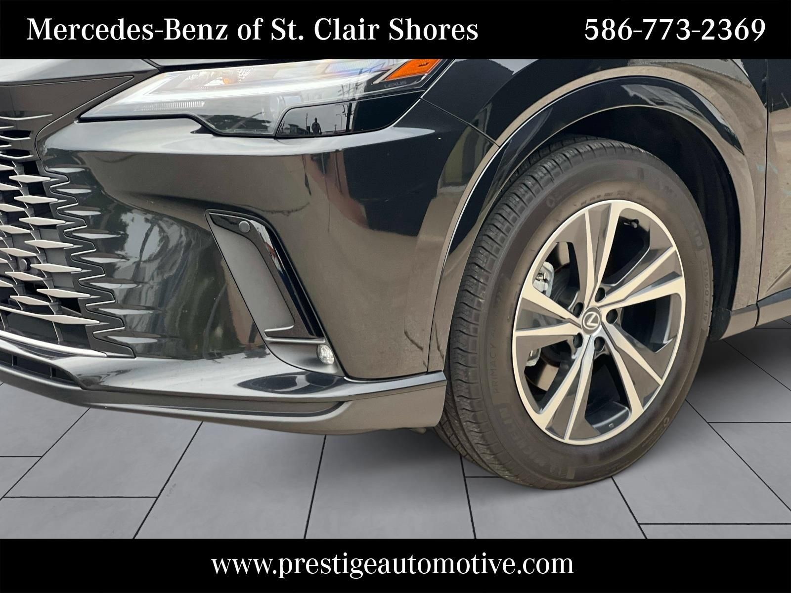Used 2024 Lexus RX 350 FWD w/ Technology Package image 11