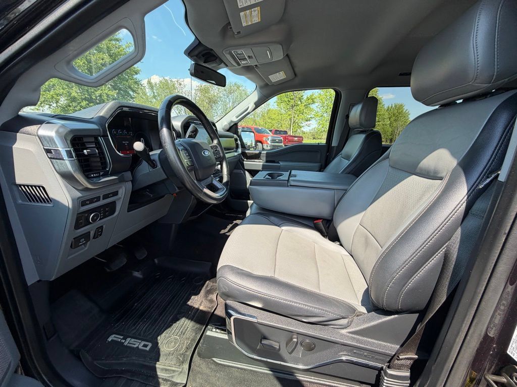 Used 2021 Ford F150 Lariat w/ FX4 Off-Road Package AWD/4WD image 23