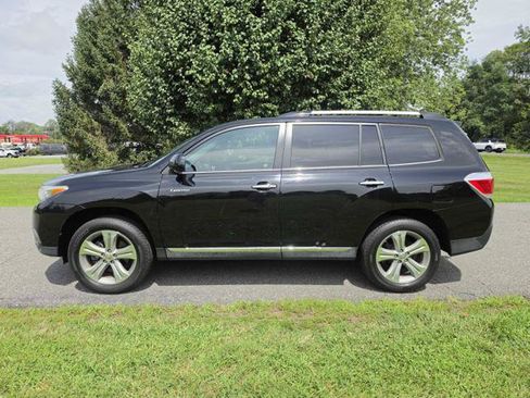 Used 2013 Toyota Highlander Limited AWD/4WD image 1