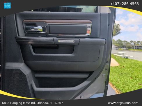 Used 2015 RAM 2500 Laramie AWD/4WD image 21