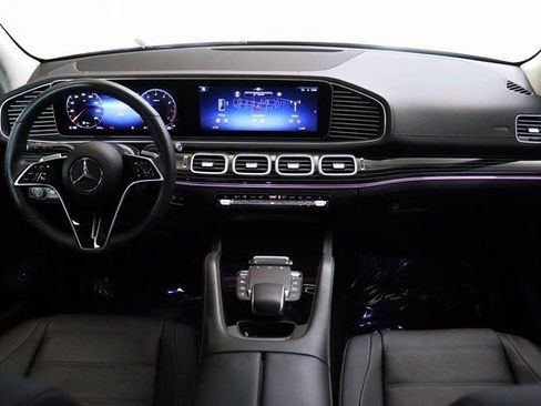 Used 2024 Mercedes-Benz GLE 350 4MATIC w/ AMG Line Exterior image 24