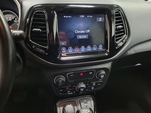 Used 2020 Jeep Compass Limited AWD/4WD image 15