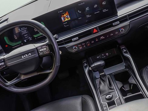 Certified 2026 Kia Sorento S FWD image 18