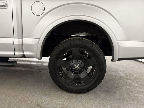 Used 2016 Ford F150 Lariat w/ Trailer Tow Package image 6