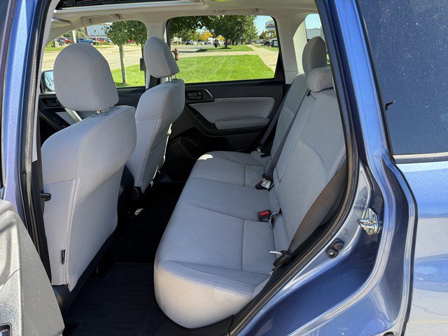 Used 2018 Subaru Forester 2.5i Premium w/ All-Weather Package AWD/4WD image 10