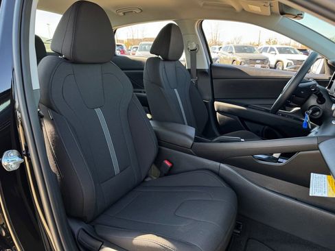 New 2026 Hyundai Elantra SE image 22