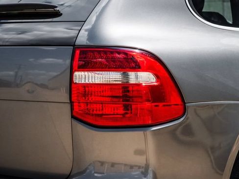 Used 2008 Porsche Cayenne AWD/4WD image 41