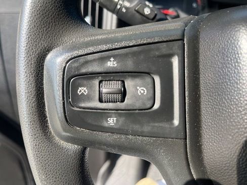 Used 2022 Chevrolet Silverado 2500 Custom w/ Gooseneck/5TH Wheel Package AWD/4WD image 17
