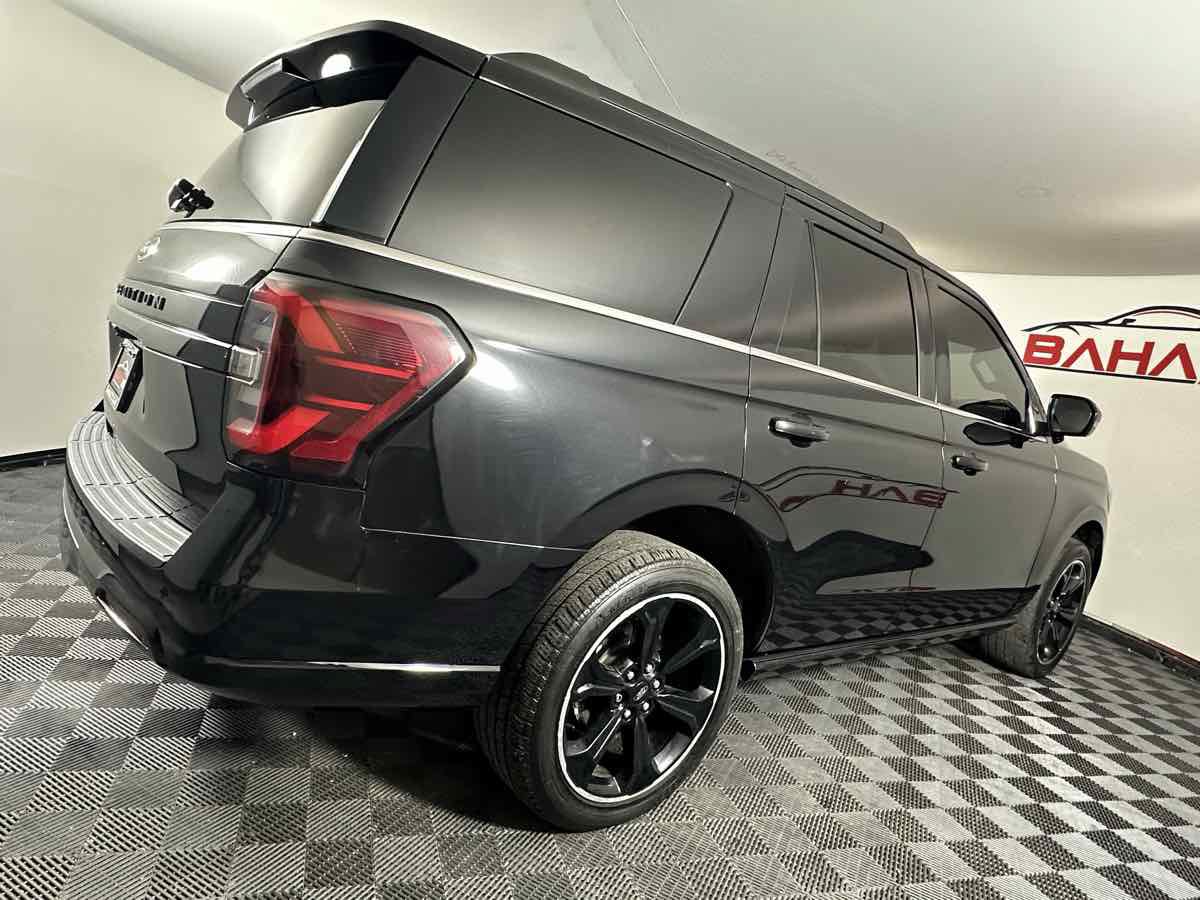 Used 2023 Ford Expedition Limited AWD/4WD image 10