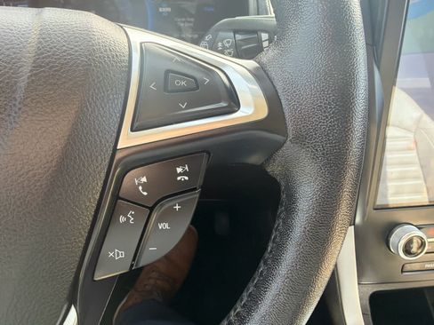 Used 2022 Ford Edge SEL w/ Convenience Package AWD/4WD image 31