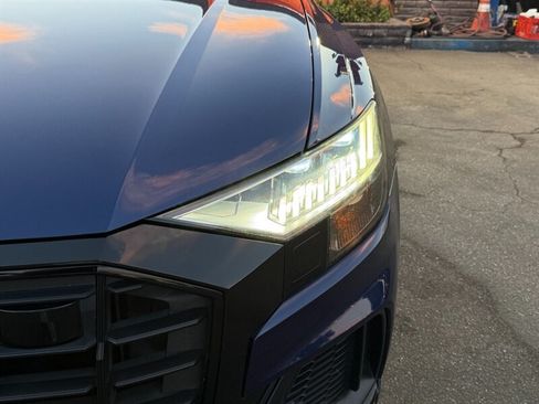 Used 2021 Audi Q8 Prestige w/ Prestige Package AWD/4WD image 5