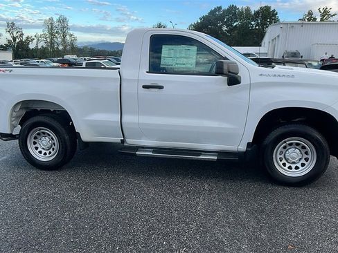 New 2025 Chevrolet Silverado 1500 W/T w/ Trailering Package image 4
