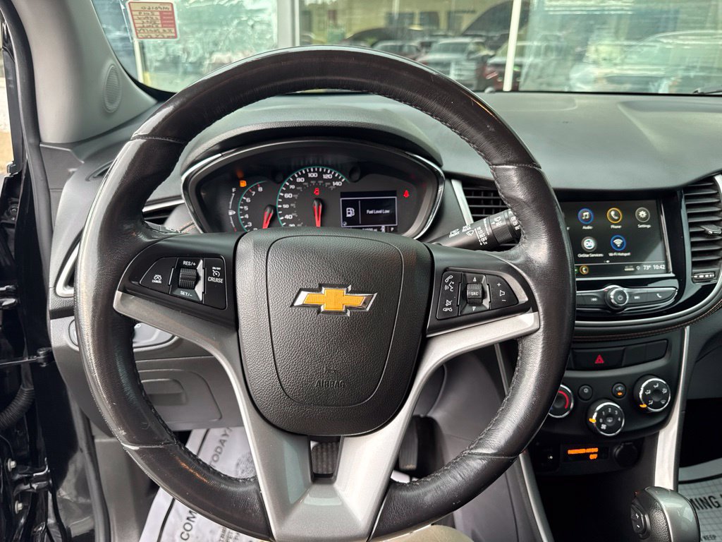 Used 2019 Chevrolet Trax LT w/ LT Convenience Package AWD/4WD image 13