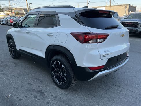 Used 2023 Chevrolet TrailBlazer LT w/ Convenience Package image 16