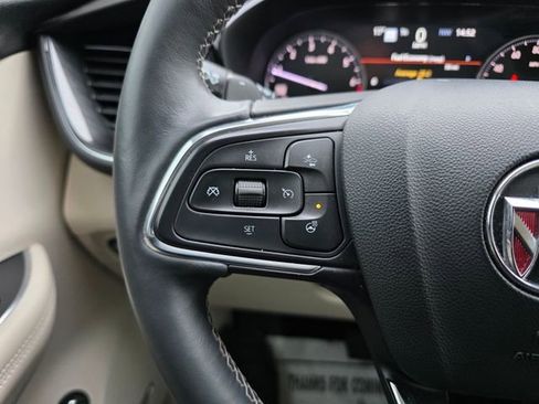 Used 2022 Buick Envision Essence w/ Technology Package I image 11