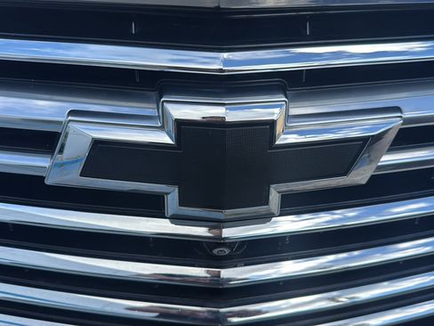 Certified 2023 Chevrolet Traverse Premier w/ LPO, 'HIT The Road' Package AWD/4WD image 52