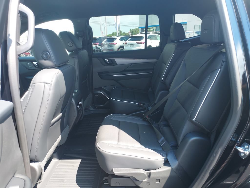 New 2026 Buick Enclave Sport Touring w/ Power Package FWD image 14