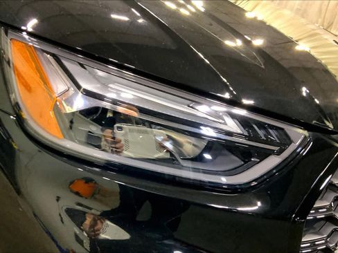 Used 2025 Audi SQ5 Premium Plus AWD/4WD image 28