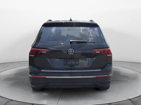 Used 2022 Volkswagen Tiguan S FWD image 4