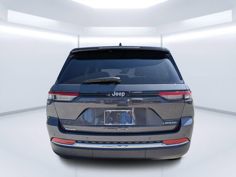 New 2026 Jeep Grand Cherokee Laredo RWD image 4