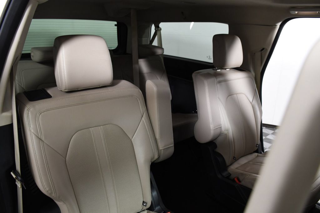 Used 2023 Ford Expedition Max Limited AWD/4WD image 23