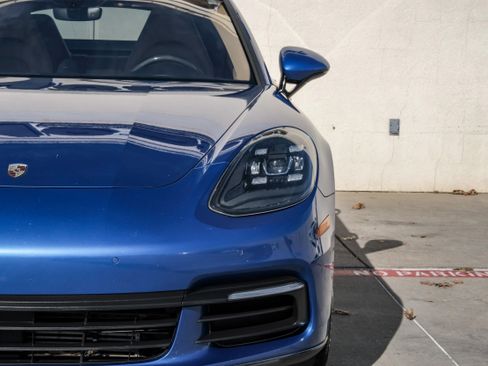 Used 2018 Porsche Panamera 4 w/ Sport Chrono Package image 62