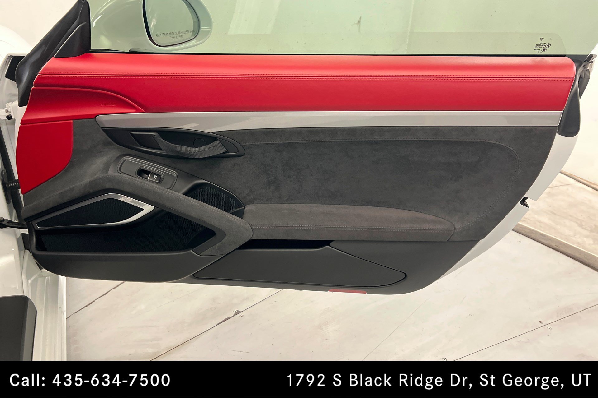 Used 2016 Porsche Boxster Spyder RWD image 14