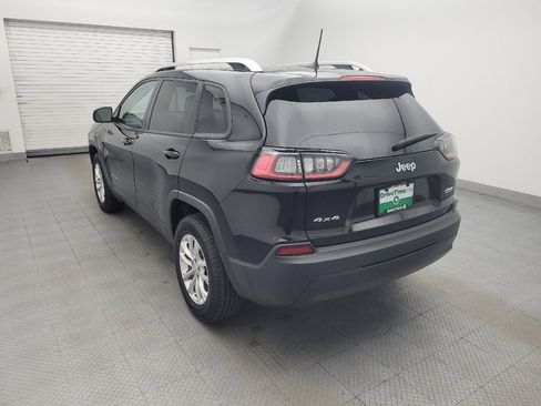 Used 2020 Jeep Cherokee Latitude AWD/4WD image 5