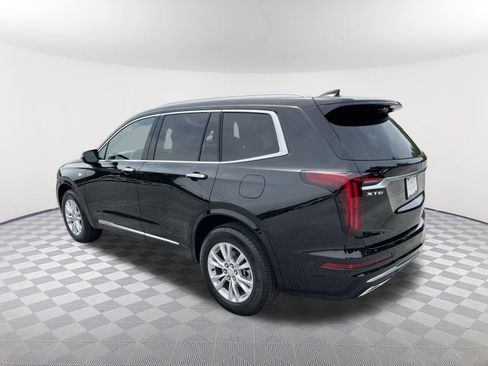 New 2025 Cadillac XT6 Luxury image 3
