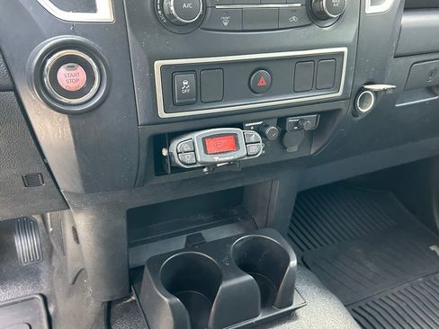 Used 2016 Nissan Titan S image 20