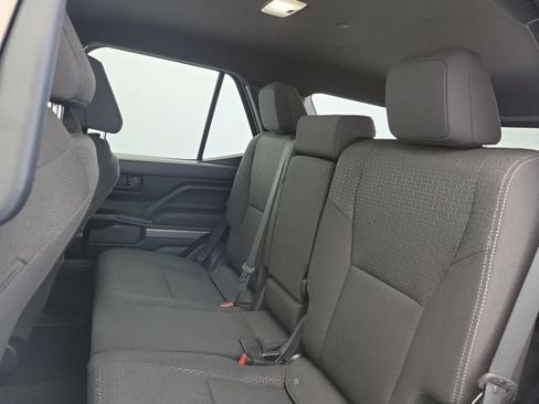 Used 2026 Toyota 4Runner SR5 AWD/4WD image 11