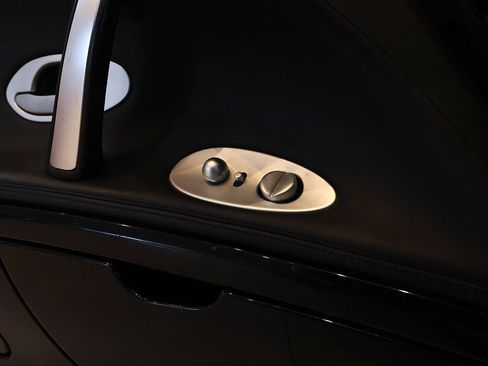 Used 2001 BMW Z8 RWD image 47