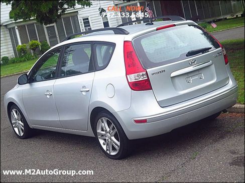 Used 2010 Hyundai Elantra SE image 24