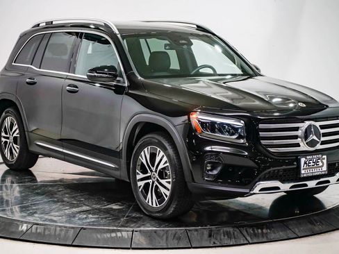 Certified 2025 Mercedes-Benz GLB 250 image 5