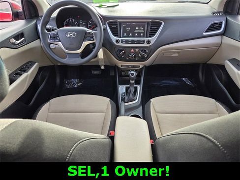 Used 2022 Hyundai Accent SEL image 13