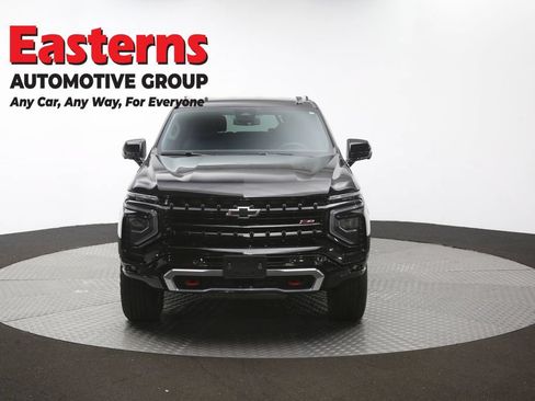 Used 2025 Chevrolet Suburban Z71 AWD/4WD image 55